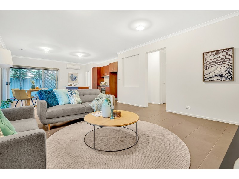 6 Flagstaff Loop, Craigieburn VIC 3064