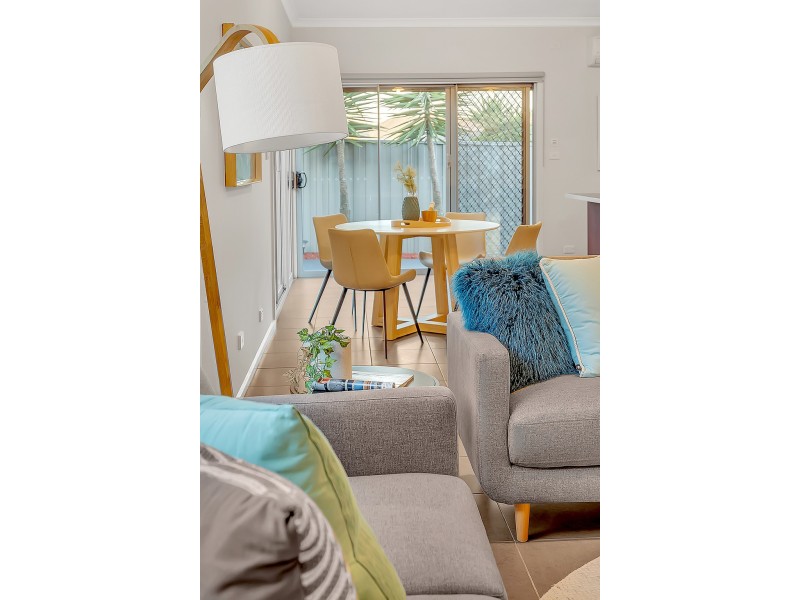 6 Flagstaff Loop, Craigieburn VIC 3064