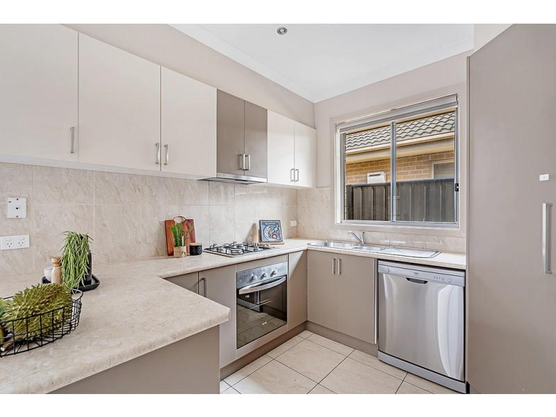 4 Wren Lane, Craigieburn VIC 3064