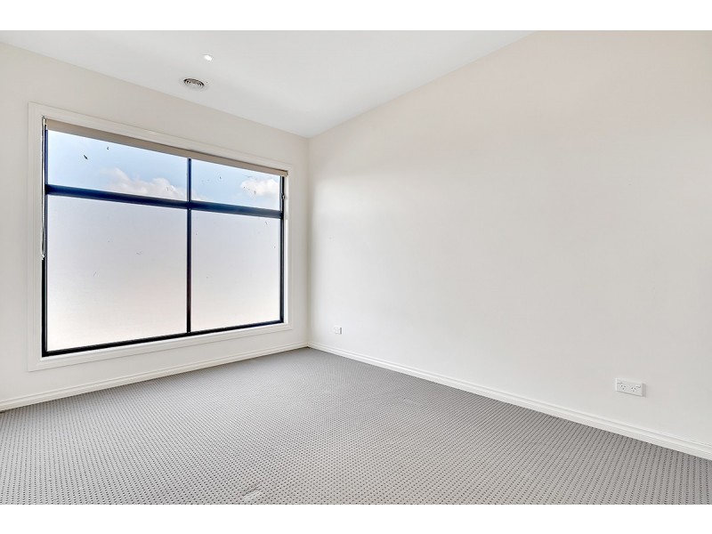 108 Newbury Boulevard, Craigieburn VIC 3064