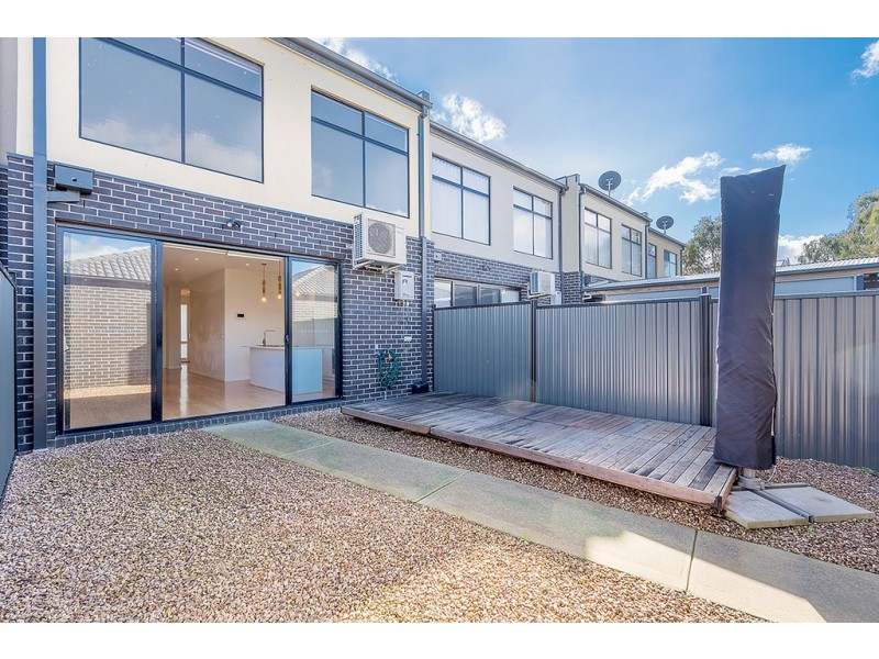 108 Newbury Boulevard, Craigieburn VIC 3064