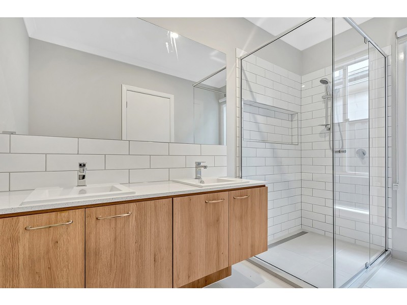 6 Nesting Vista, Craigieburn VIC 3064