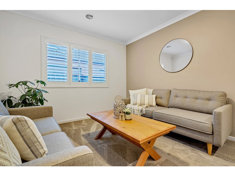 12 Eminence Way, Craigieburn VIC 3064