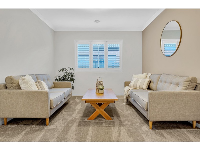 12 Eminence Way, Craigieburn VIC 3064