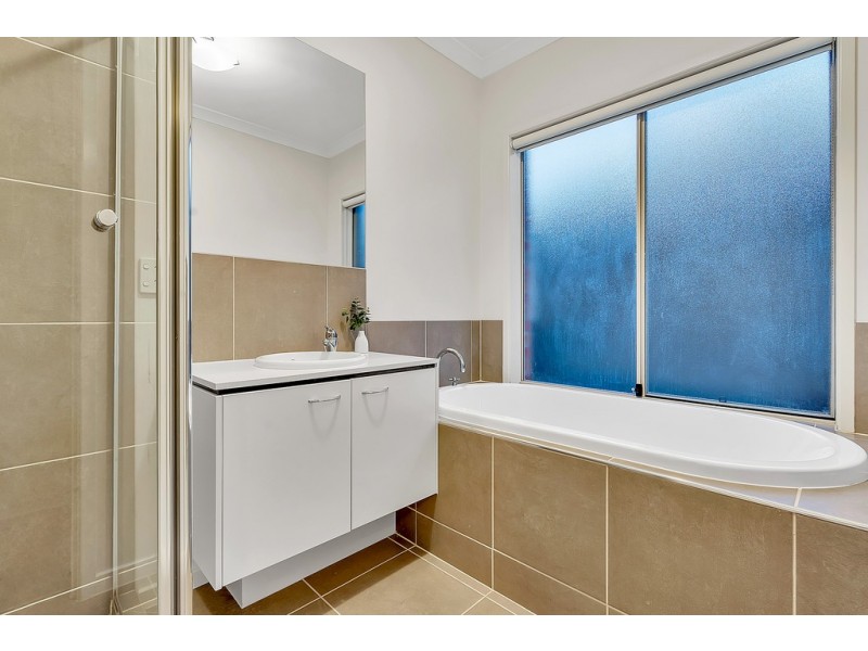 12 Eminence Way, Craigieburn VIC 3064