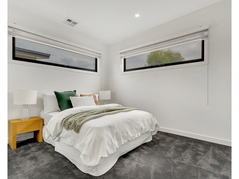 27 Turion Drive, Mickleham VIC 3064