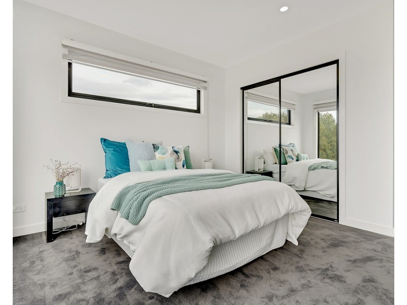 27 Turion Drive, Mickleham VIC 3064