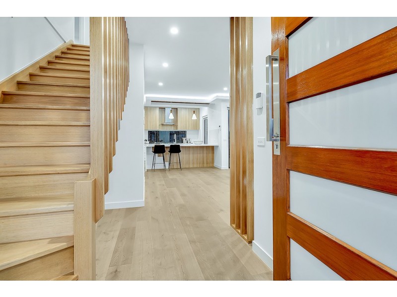 27 Turion Drive, Mickleham VIC 3064