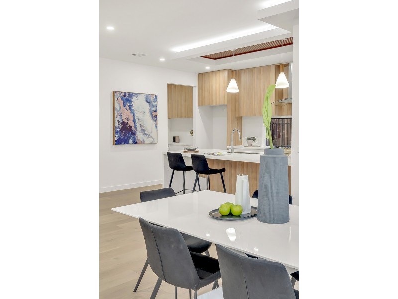 27 Turion Drive, Mickleham VIC 3064