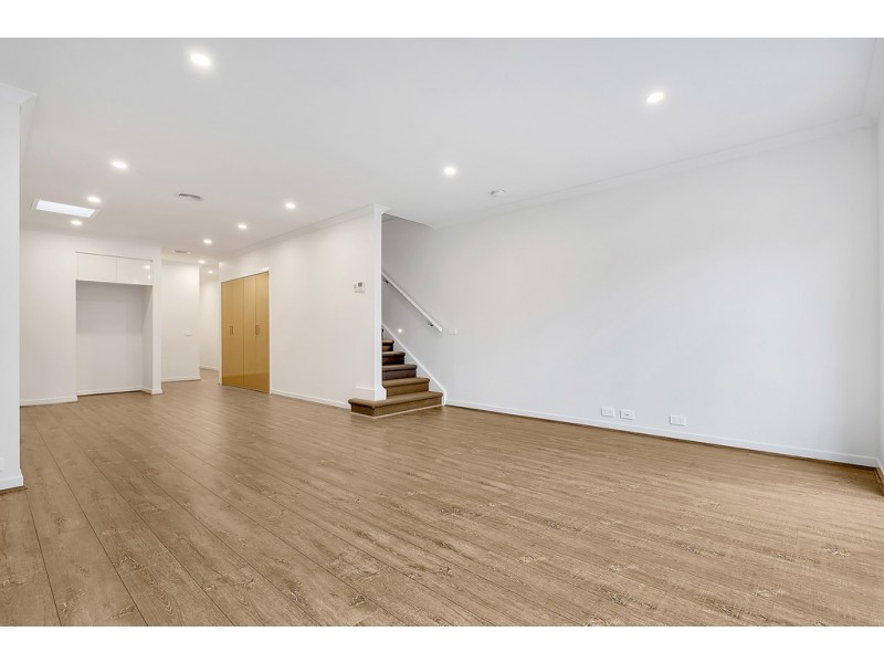 53 Regatta Drive, Craigieburn VIC 3064