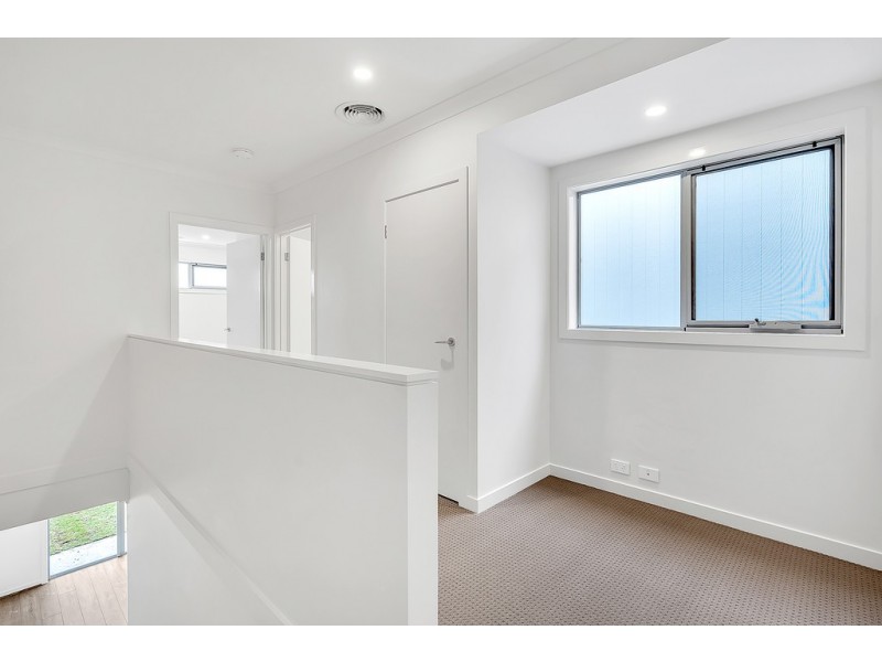 53 Regatta Drive, Craigieburn VIC 3064