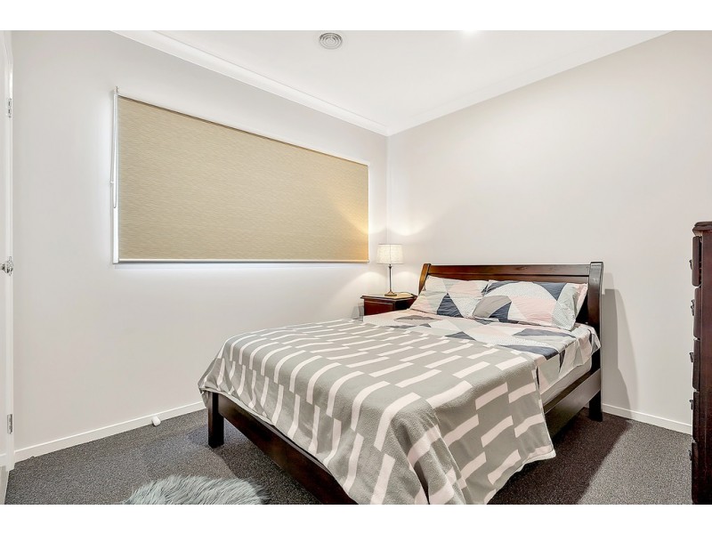 9 Geyser Street, Craigieburn VIC 3064