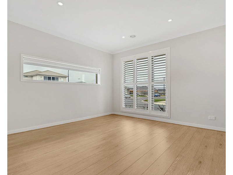 2 Angove Street, Craigieburn VIC 3064