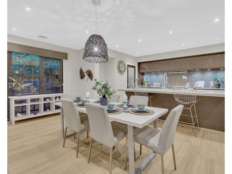 5 Bridgehaven Drive, Craigieburn VIC 3064