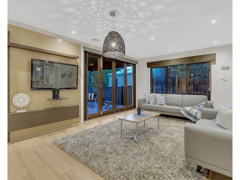 5 Bridgehaven Drive, Craigieburn VIC 3064