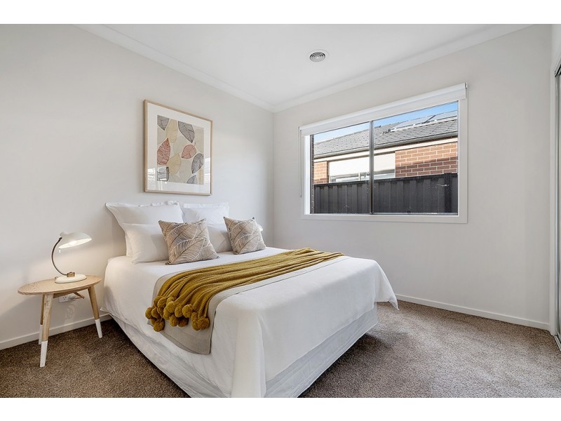 6 Caspian Drive, Craigieburn VIC 3064