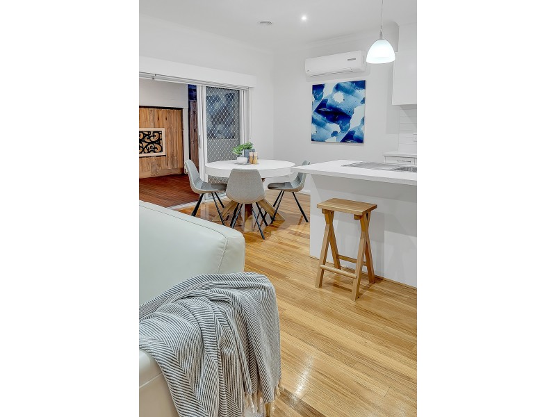 28 Hollington Drive, Mickleham VIC 3064