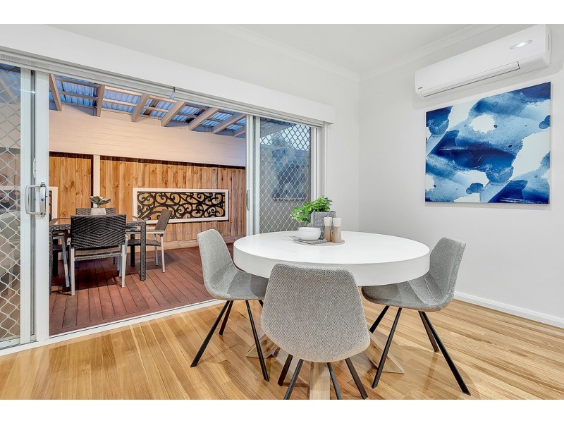 28 Hollington Drive, Mickleham VIC 3064