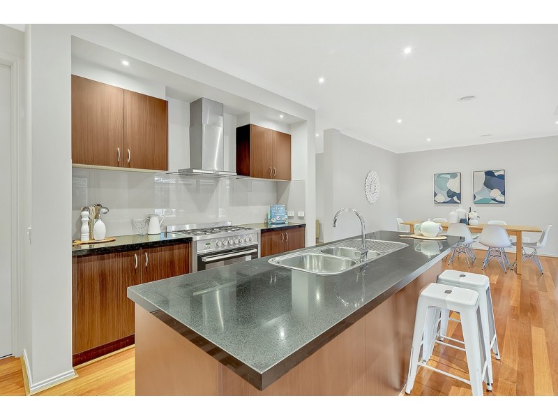 33 Wattletree Street, Craigieburn VIC 3064