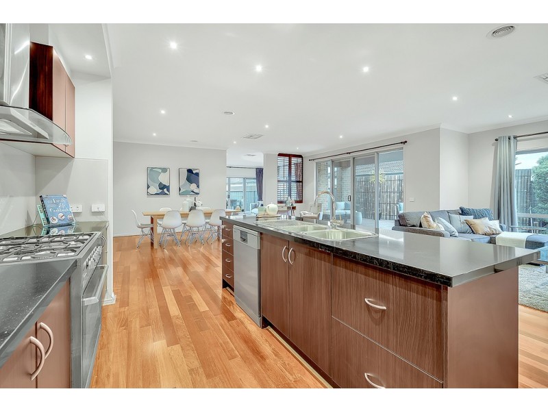 33 Wattletree Street, Craigieburn VIC 3064