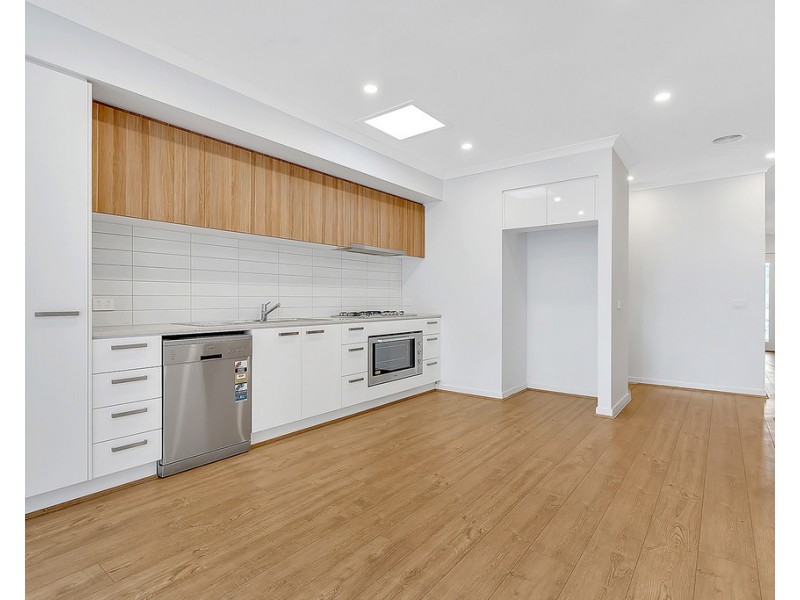 55 Regatta Drive, Craigieburn VIC 3064