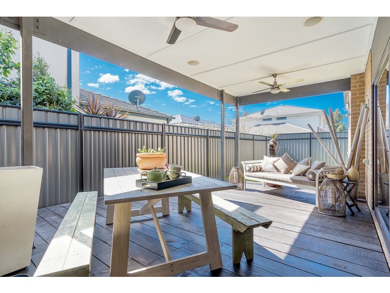 12 Clopton Rise, Craigieburn VIC 3064