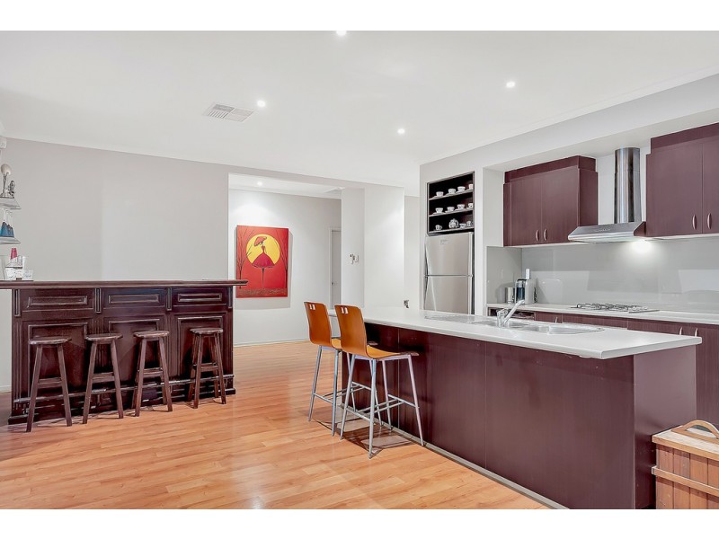 4 Marchmont Rise, Craigieburn VIC 3064