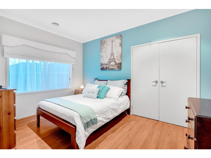 4 Marchmont Rise, Craigieburn VIC 3064