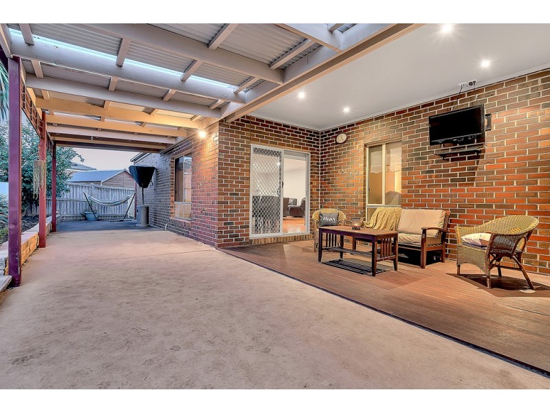 4 Marchmont Rise, Craigieburn VIC 3064