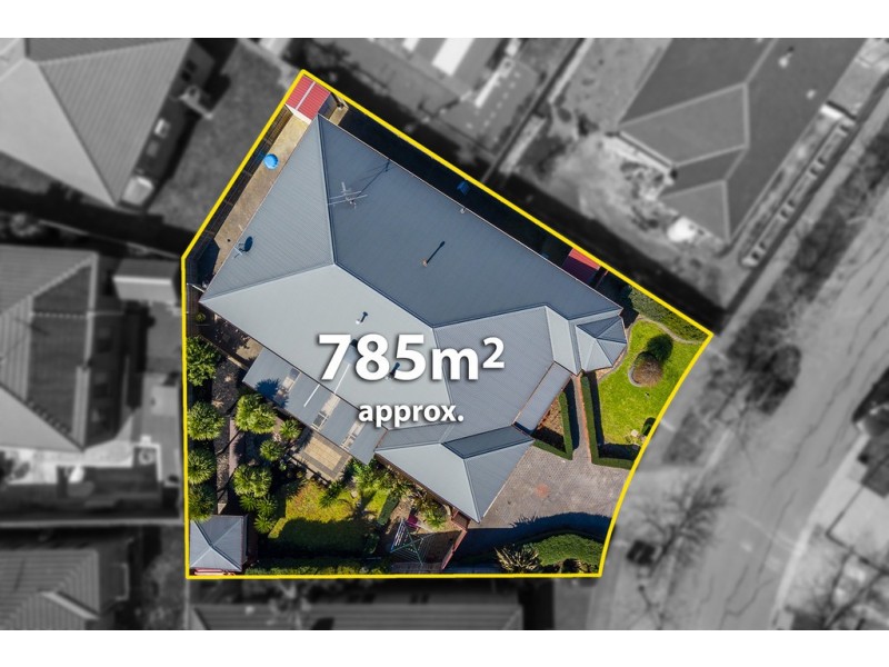 4 Marchmont Rise, Craigieburn VIC 3064