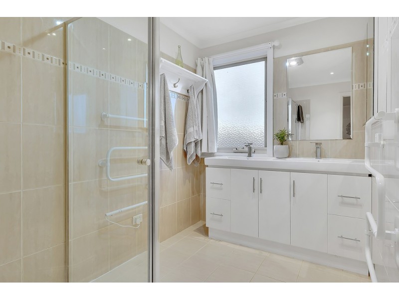 3 Ilford Court, Craigieburn VIC 3064