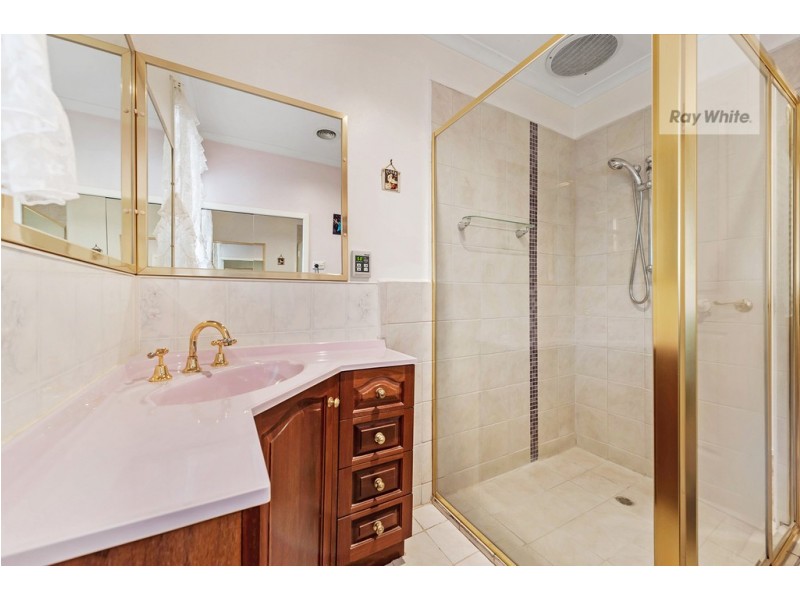 28 Bank Street, Craigieburn VIC 3064