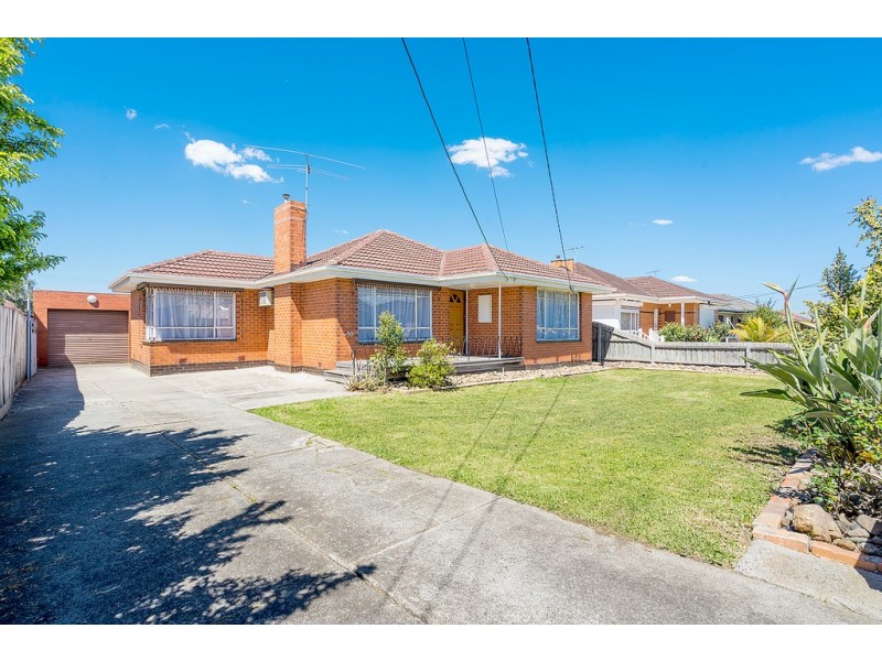 30 Eucra Street, Hadfield VIC 3046