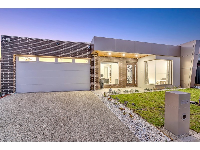 30 Esteem Road, Craigieburn VIC 3064