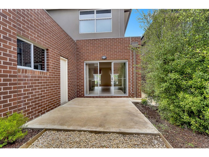 96 Frontier Avenue, Greenvale VIC 3059