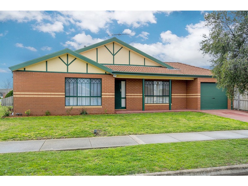 76 Abercarn Avenue, Craigieburn VIC 3064