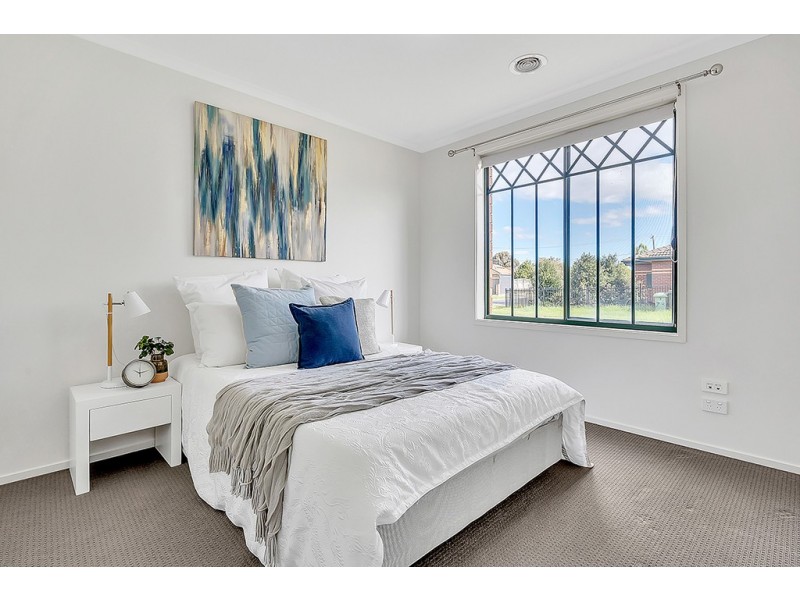 76 Abercarn Avenue, Craigieburn VIC 3064