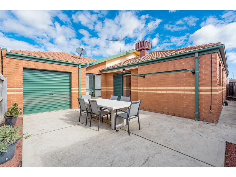 76 Abercarn Avenue, Craigieburn VIC 3064
