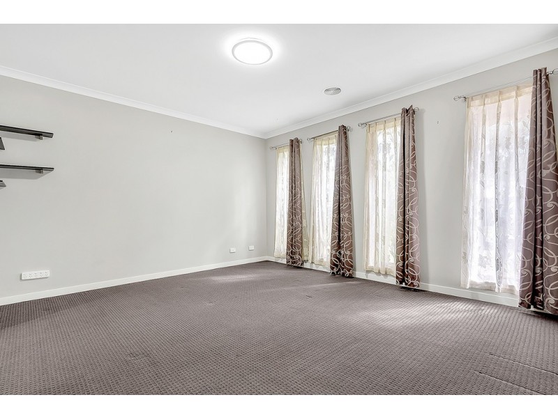 14 Clapham Way, Craigieburn VIC 3064