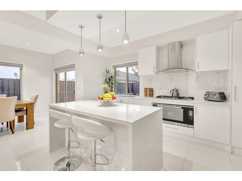 7 Style Way, Craigieburn VIC 3064