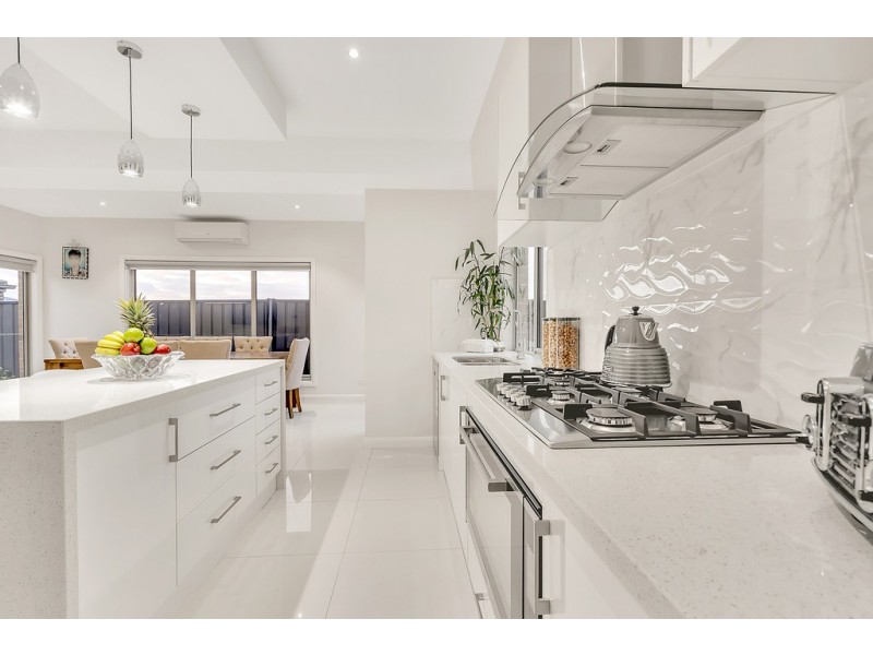 7 Style Way, Craigieburn VIC 3064