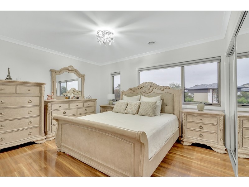 7 Style Way, Craigieburn VIC 3064