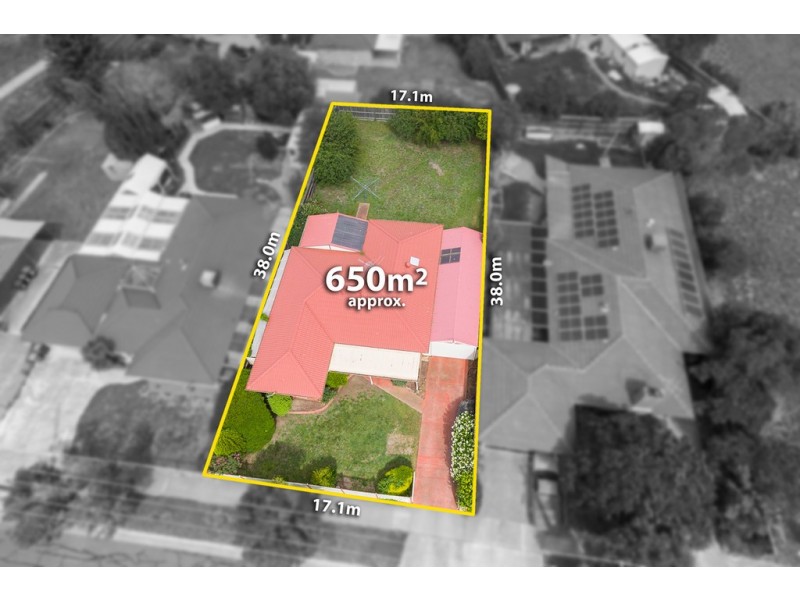 29 Watford Crescent, Craigieburn VIC 3064