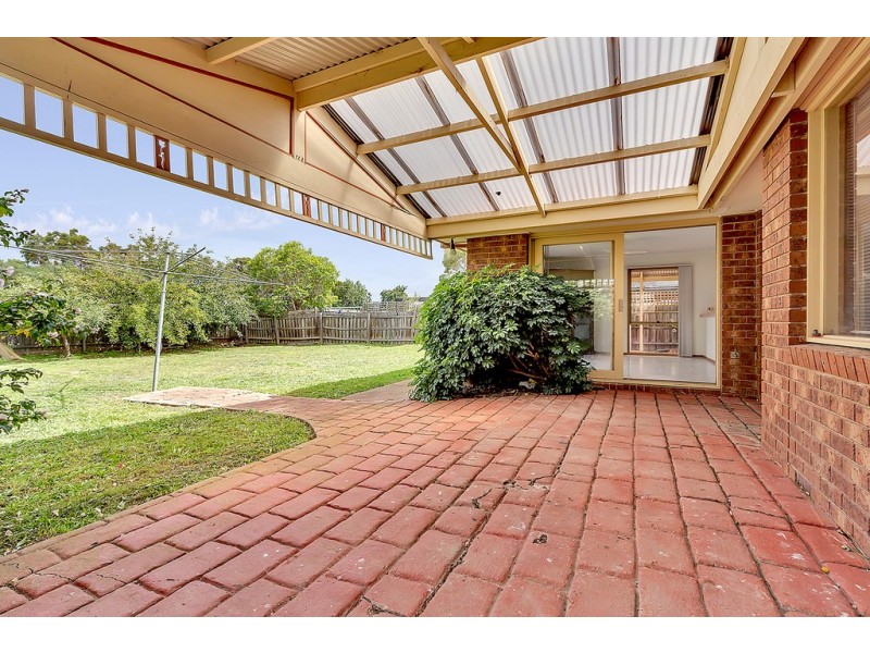 29 Watford Crescent, Craigieburn VIC 3064