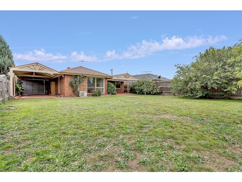 29 Watford Crescent, Craigieburn VIC 3064