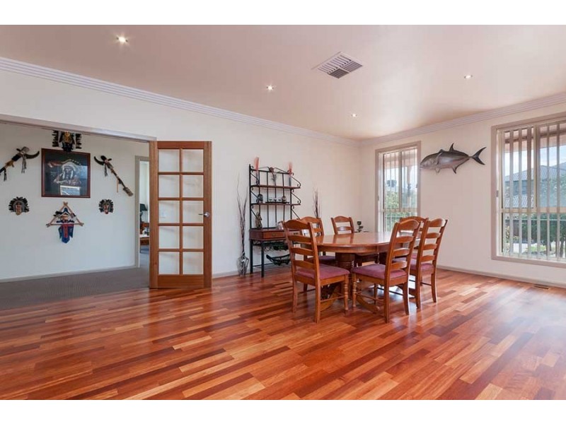 15 Beau Vista Drive, Craigieburn VIC 3064