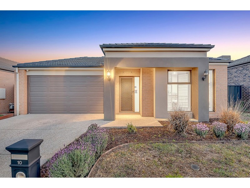 10 Dianella Avenue, Kalkallo VIC 3064