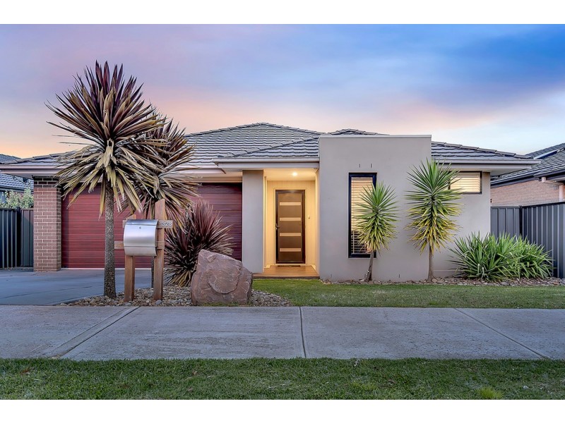 328 Waterview Boulevard, Craigieburn VIC 3064