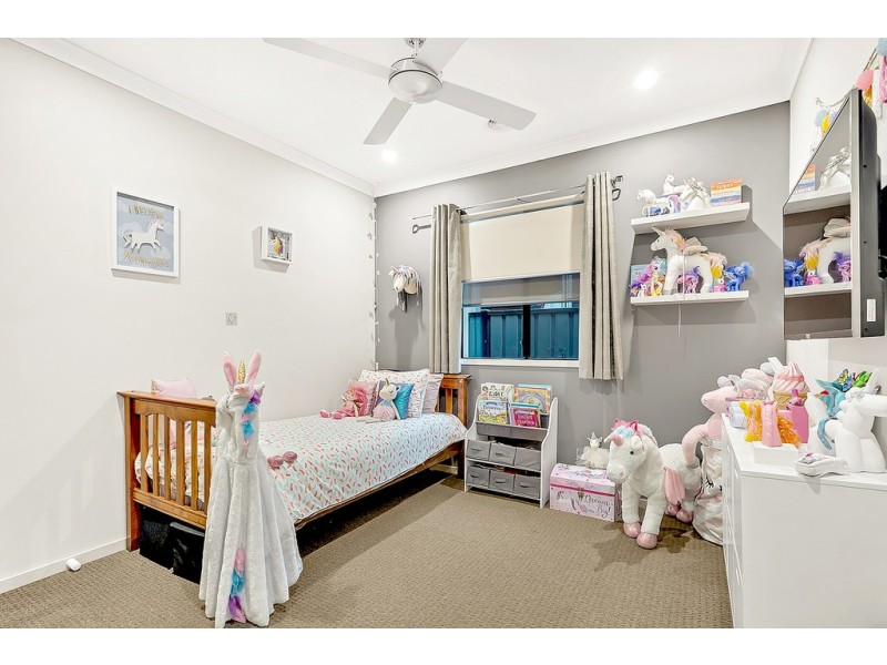 328 Waterview Boulevard, Craigieburn VIC 3064