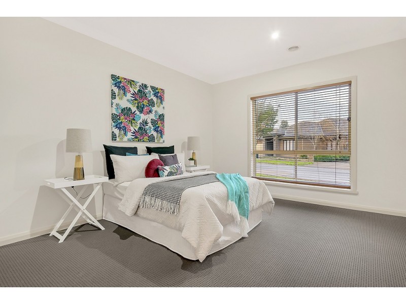 3 Meadow Street, Craigieburn VIC 3064